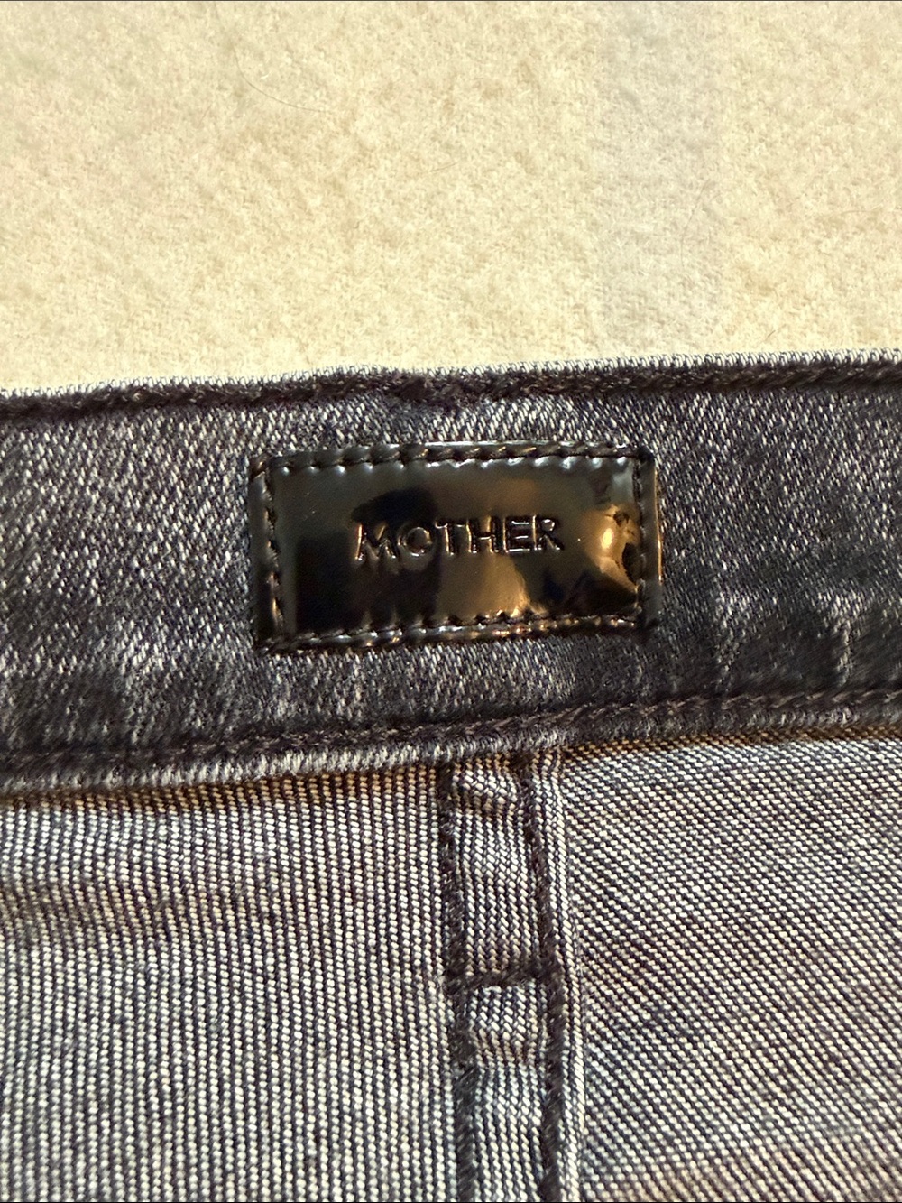 MOTHER The Seamed Swooner Skimp Jean in Train Stops Size 32 - Picture 10 of 16